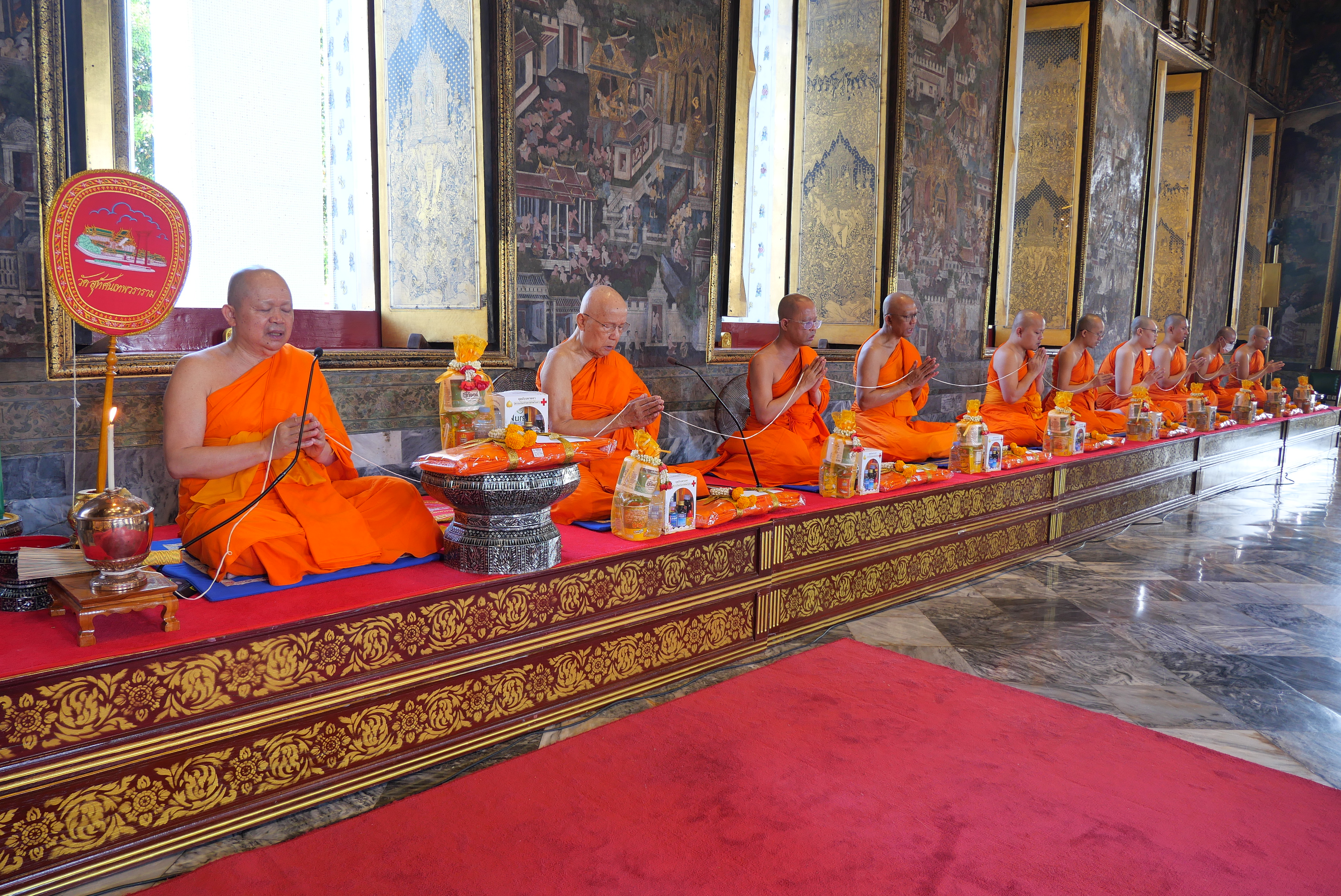 title - ปลัดกระทรวงเกษตรและสหกรณ์ พร้อมด้วยคณะผู้จัดเตรียมงานพระราชพิธีพืชมงคลจรดพระนังคัลแรกนาขวัญ ประจำปี ๒๕๖๙ ทำบุญถวายผ้าไตรและเครื่องไทยธรรม
